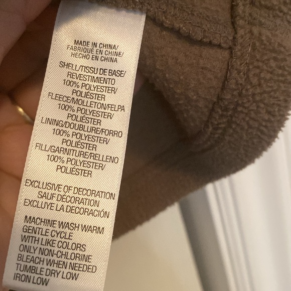 209.  IZOD Vest Size XL - Picture 3 of 3